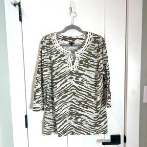 Talbots Olive Green Zebra Print Modal Pima Cotton Classic Tunic Top Size Large